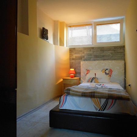 Hostel Del Mar Varna Ngoại thất bức ảnh